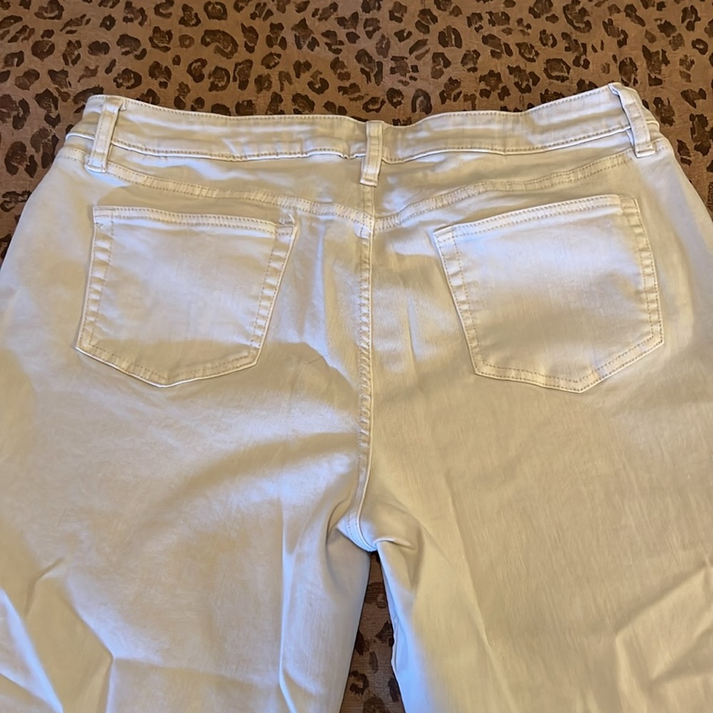 🐷🆕 Candace Cameron Bure Ecru Button Fly Jean - Picture 8 of 16